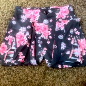 Active wear black/ gray  with pink roses